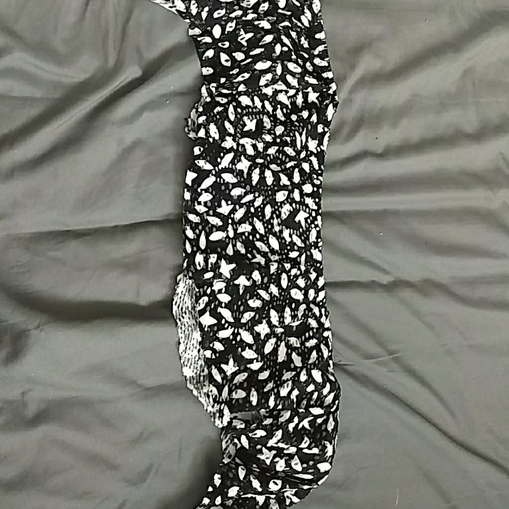 Cold shoulder swimsuit (only top)